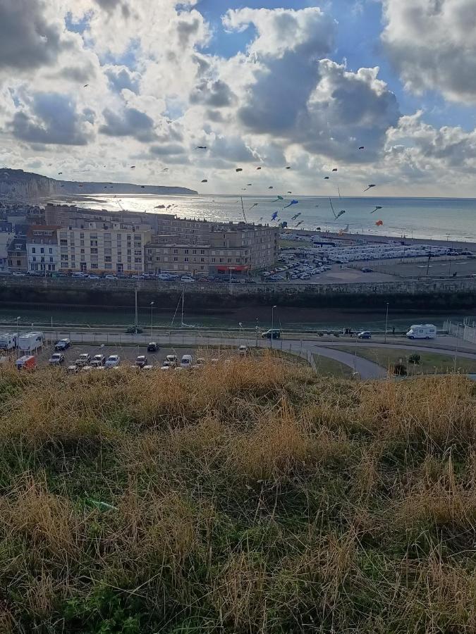 Agreable Maison 3* En Bord De Mer Dieppe Exterior foto