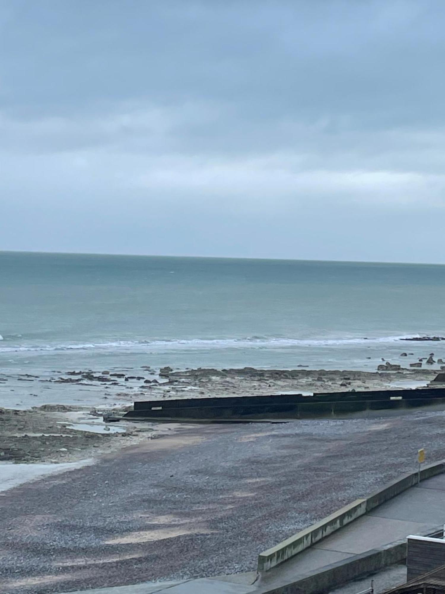 Agreable Maison 3* En Bord De Mer Dieppe Exterior foto